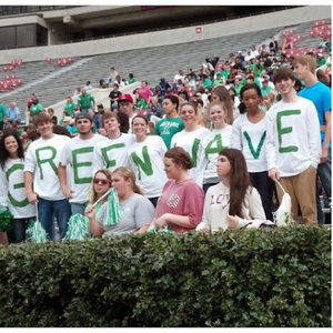 Meet your Posher, Macy